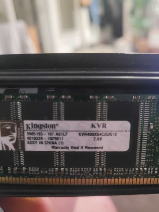 Pamięć RAM Kingston KVR400X64C25/512