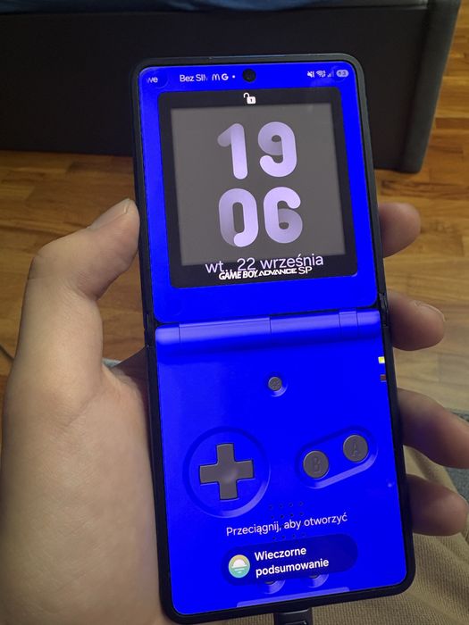 Samsung zflip 7 256gb na gwarancji