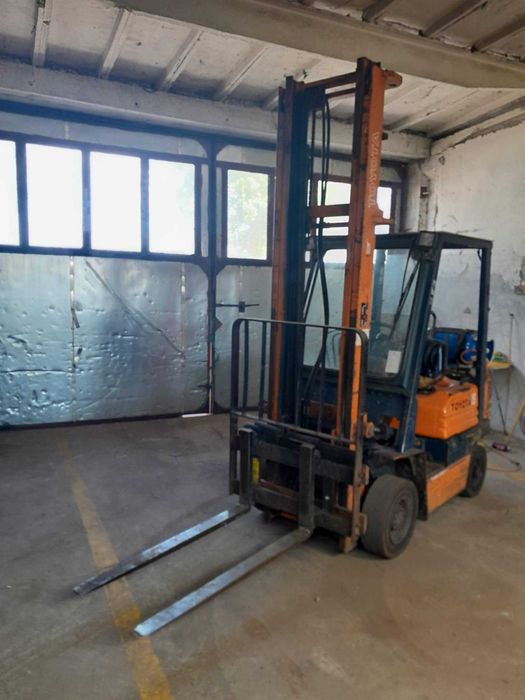 wozek widłowy Toyota 5F6F15