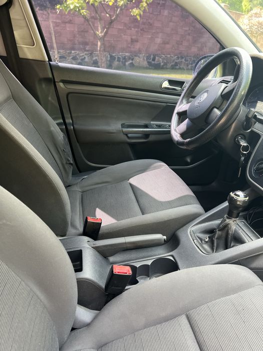 Volkswagen Golf V  2005 рік 1.9 tdi Нерозмитнений