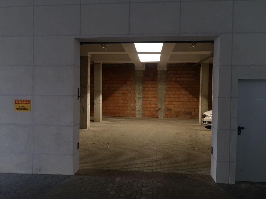 Garaz/Miejsce parkingowe/zamkniete - Widok 3