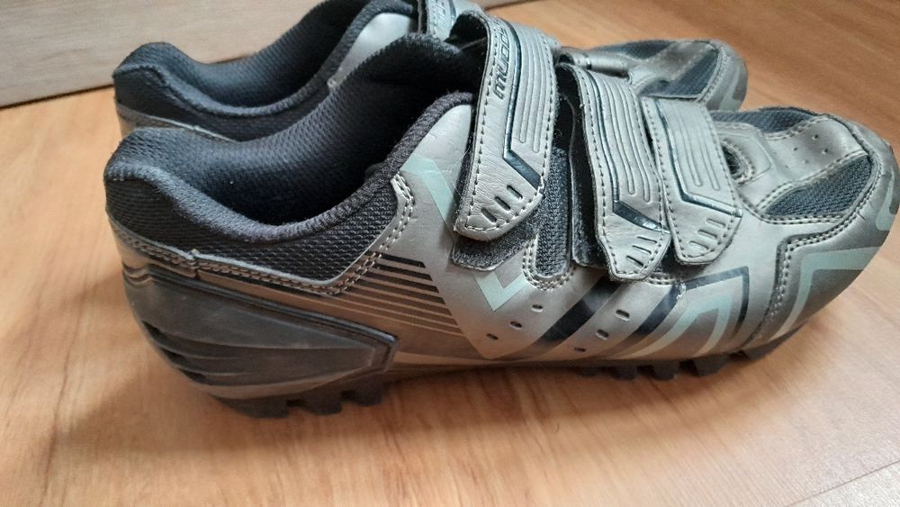 Buty rowerowe Muddyfox 42