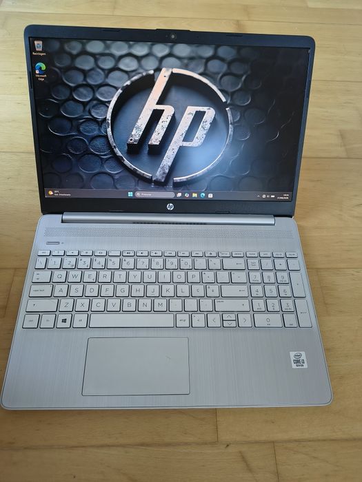 HP (i3-10Gen, 12GB, NVMe 256GB) 16.5"
