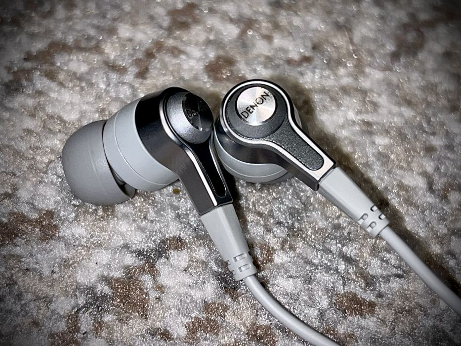 Audiofilskie słuchawki dokanałowe: Denon AH-C 621R