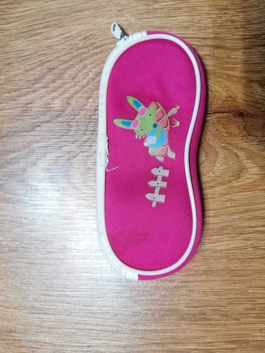 Etui na okulary dziecięce