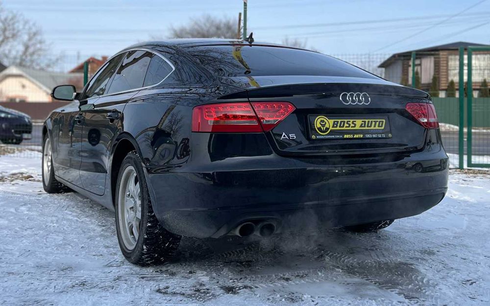 Audi A5     2011