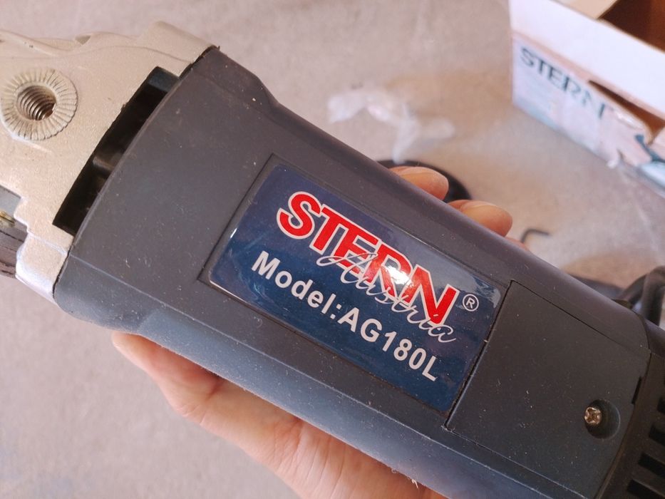 Продам болгарку stern ag180 l
