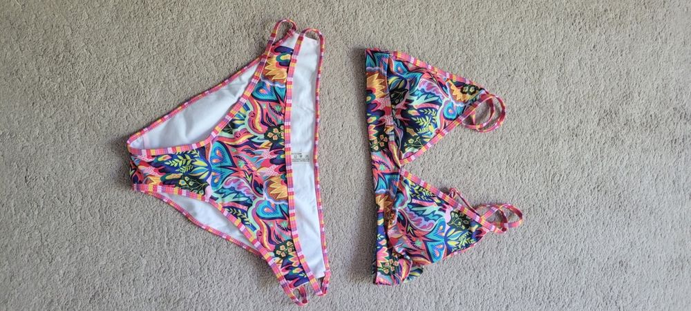 Śliczny strój kąpielowy M/L