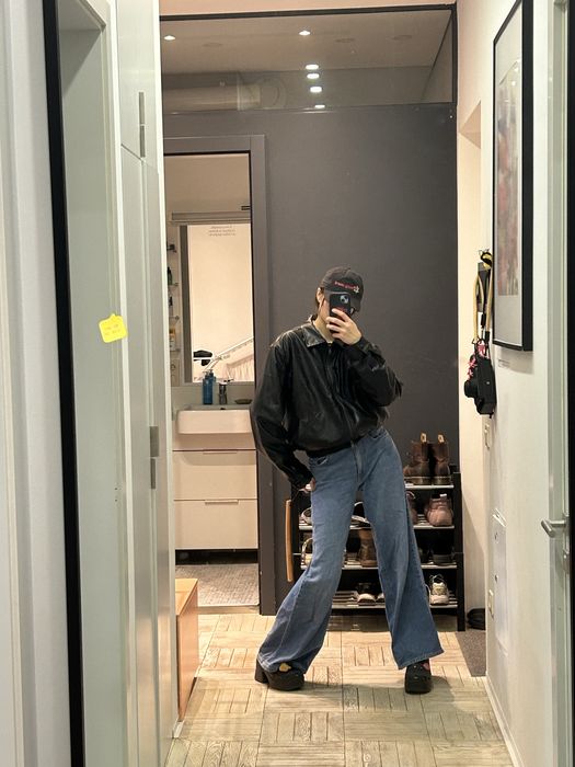 Нова дуже стильна шкірянка-бомбер