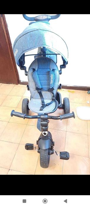 Carrinho de bebê que vira triciclo