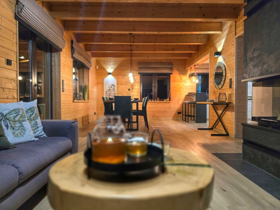 Dom z prywatną balią i widokiem na las Beskid Niski