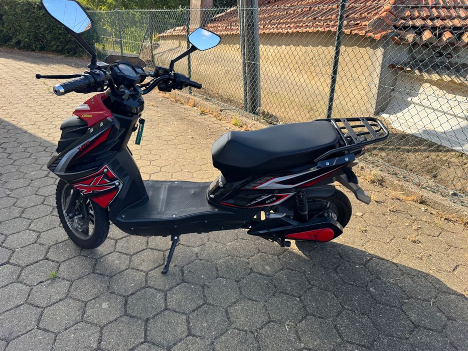 Mota Elétrica com Bateria de Lítio – 600€