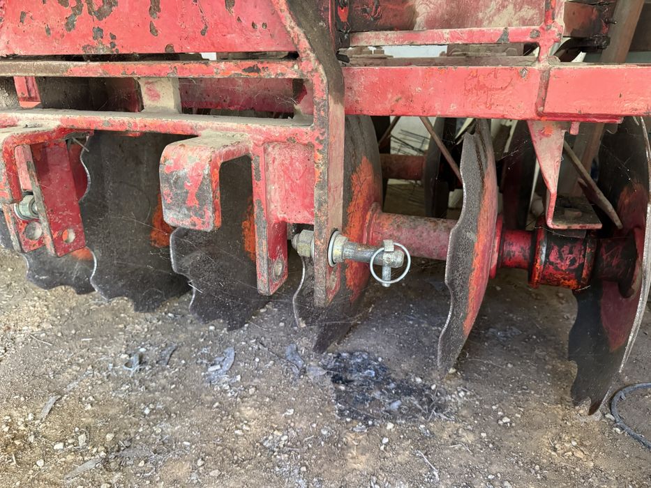 Grade de discos para trator