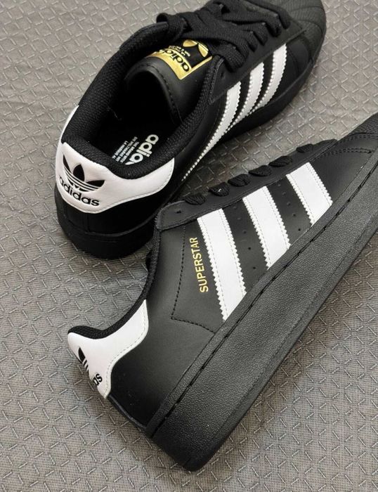 original_SUPERSTAR R.42