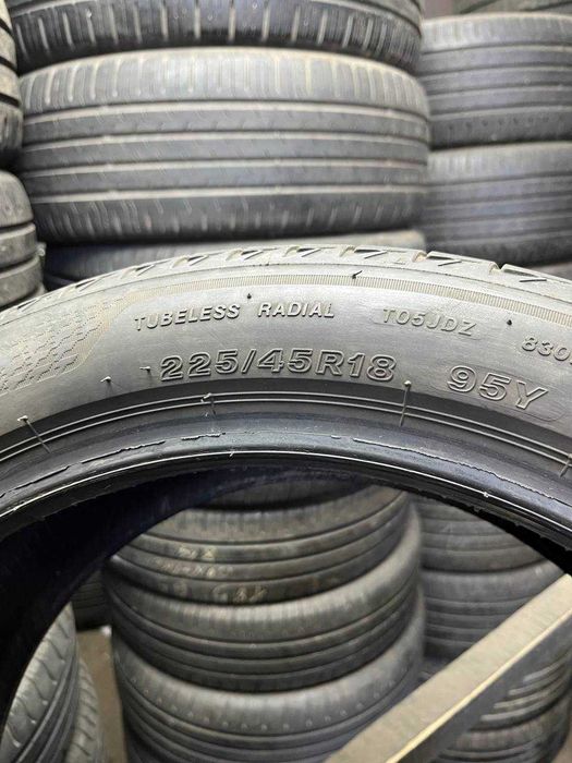 225/45 R18 Bridgstone пара літо / лето 2023 року ар. 202804