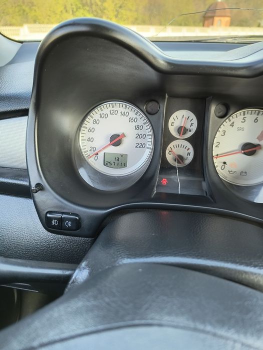 Продам Mitsubishi  Outlander 1