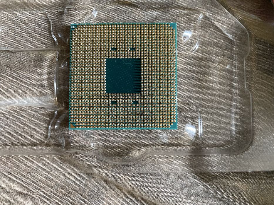 Продам процесор AMD PRO A10-9700E R7(3.0 ГГц)