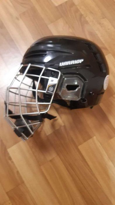 Професійний хоккейний шолом Warrior Alpha One Pro, р. S (52 - 56 см)бу
