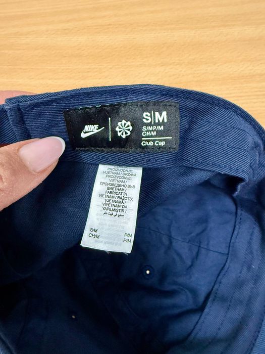 Granatowa czapka z daszkiem Nike r. S/M stan idealny