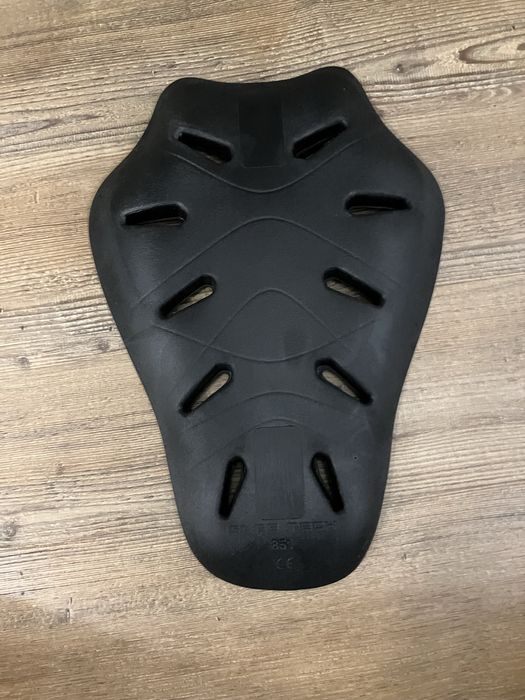 Casaco mota Segura oferta proteção cervical