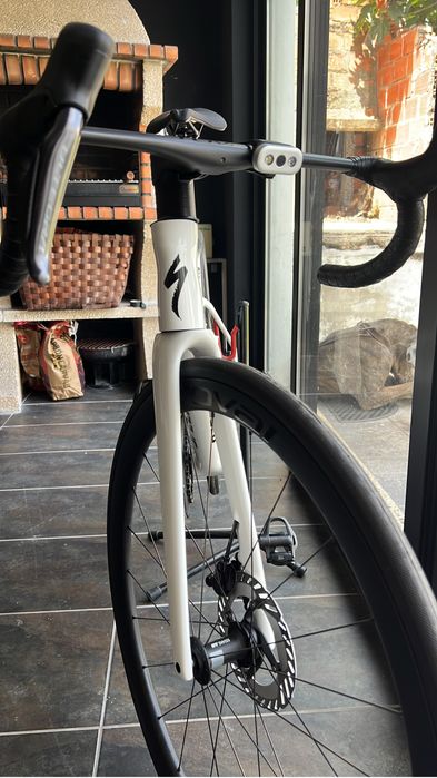 Specialized Tarmac SL8 Expert Ultegra Di2 – Roval Carbon – Impecável