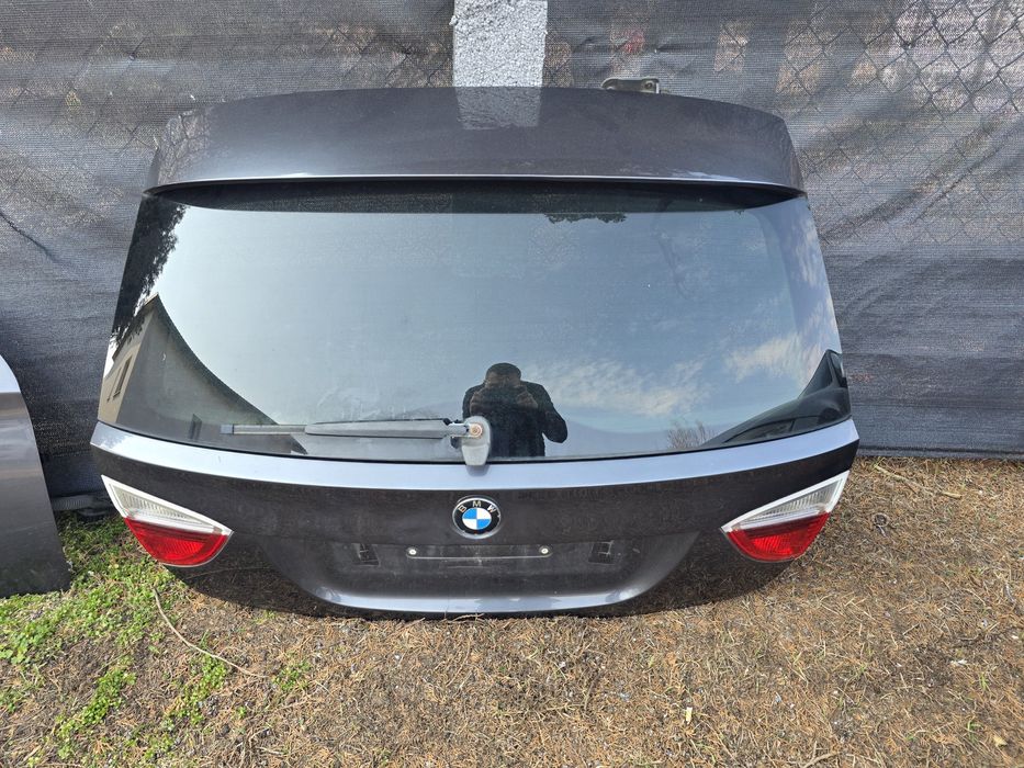 Klapa BMW E91 A22/7 Sparkling Graphite Lotka Zamek Zawiasy Znaczek