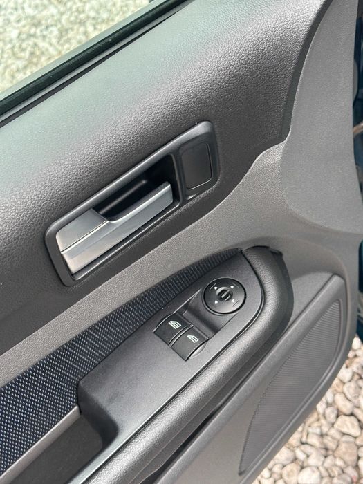 Продам Ford Focus  2005 рік можлива розстрочка,кредит,обмін!