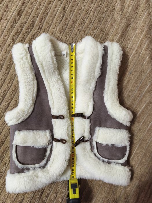 Дитяча вовняна жилетка