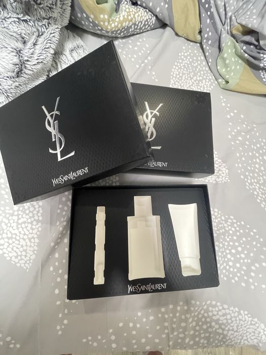Коробка від YSL оригінал