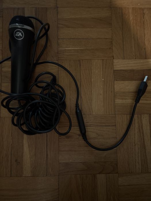 Mikrofon przewodowy EA Logitech do PS3, PS4