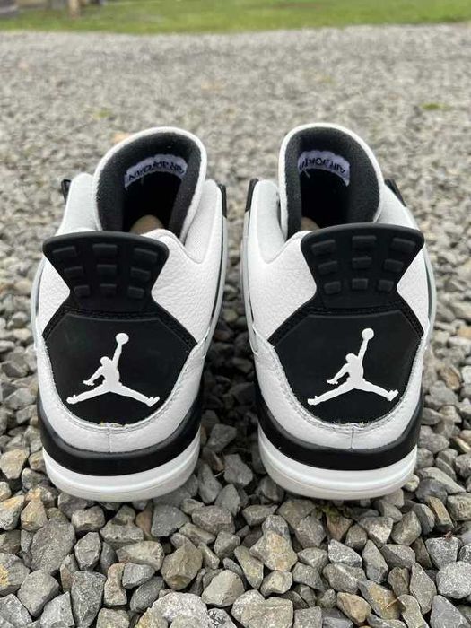 Jordan 4 retro Military black R.40.5
