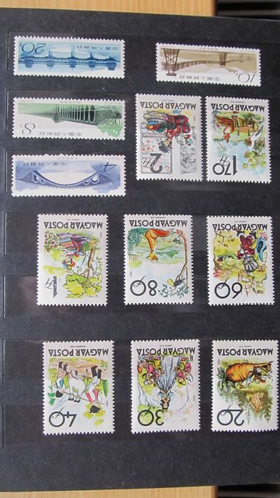 Klasery ze znaczkami sprzedam