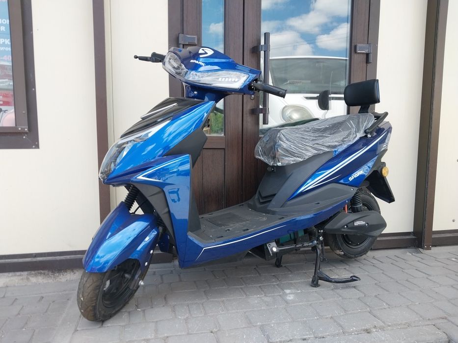 Продам трицикл Forte