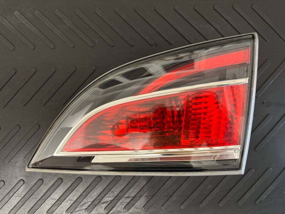 Задній правий ліхтар (в ляду), mazda 6 GH універсал 2008-2012