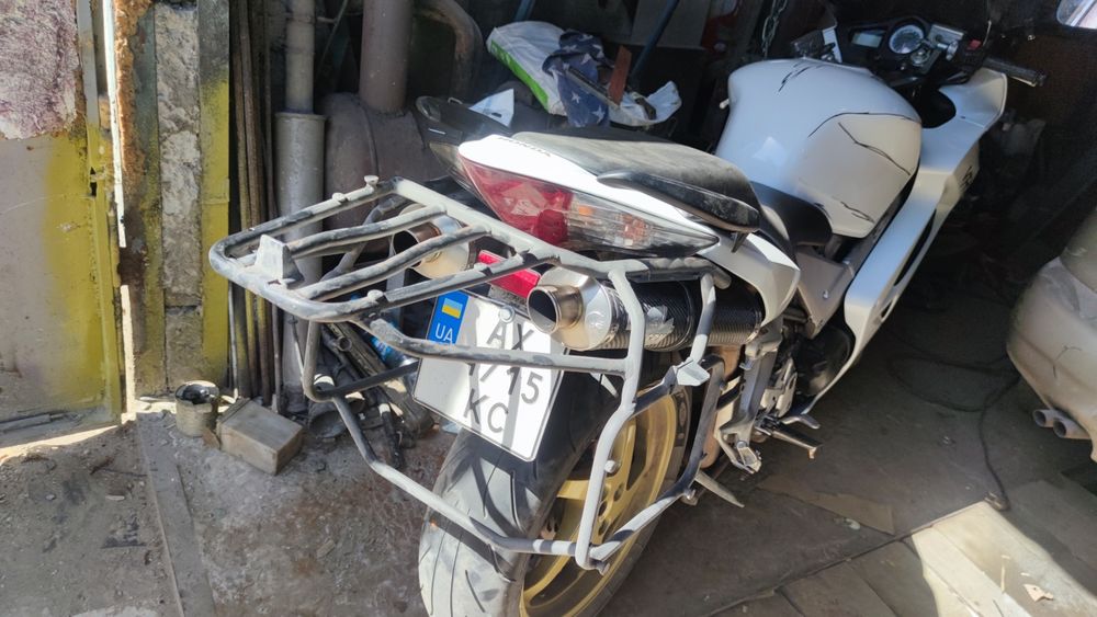 Багажник Honda VFR 800 кофры