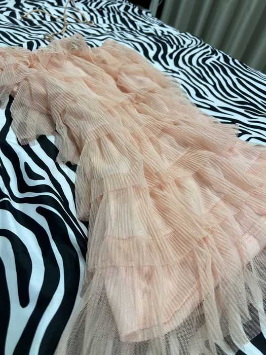 Mini vestido de tule rosa velho
