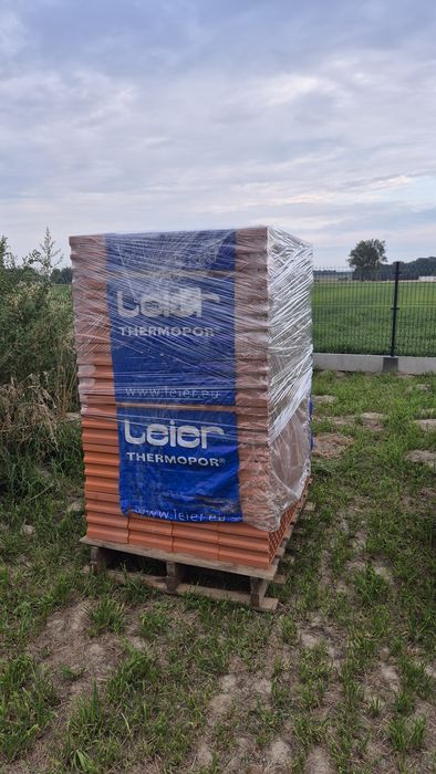 Cegła  Leier TERMOPOP 25 P+W klasa 15