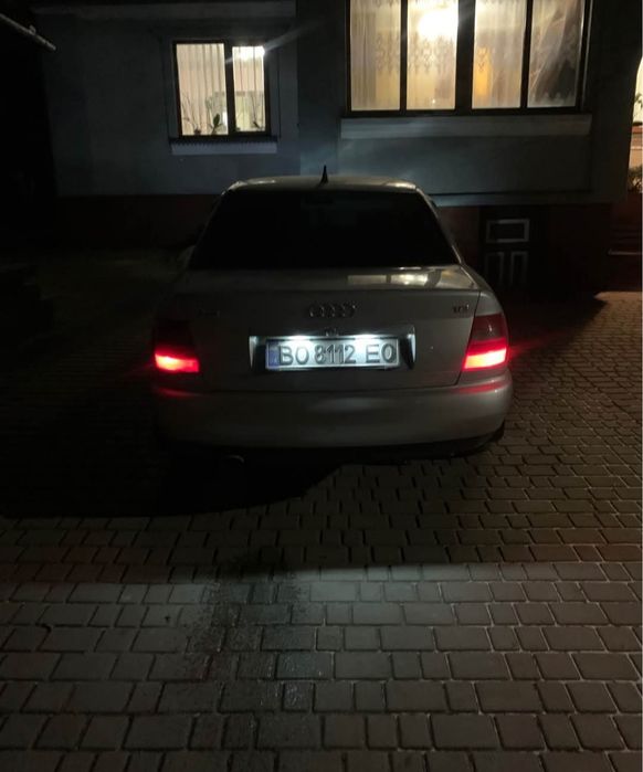 Продам Ауді А4В5 1999