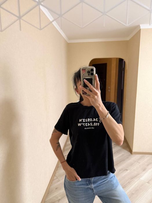 Брендові футболки Levi's, nike, Cos, Disney,  Armani