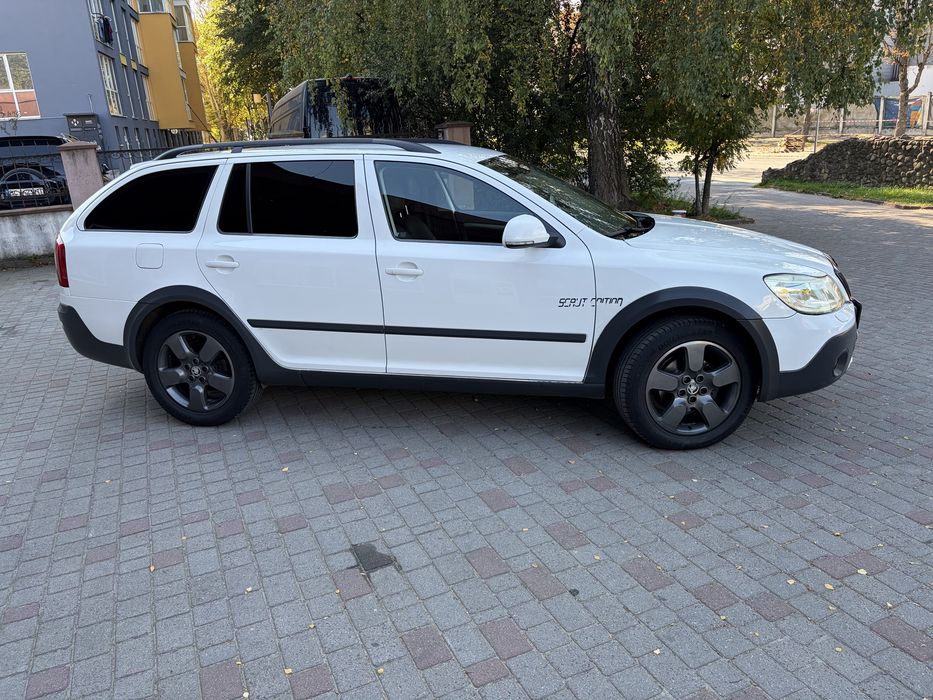 Skoda Octavia Scout 2012