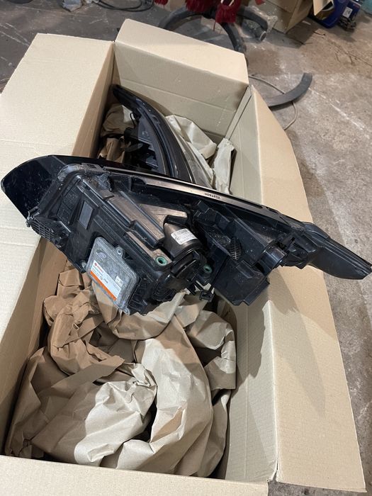 Фары  Land Rover Range Rover Evoque 2011-2019