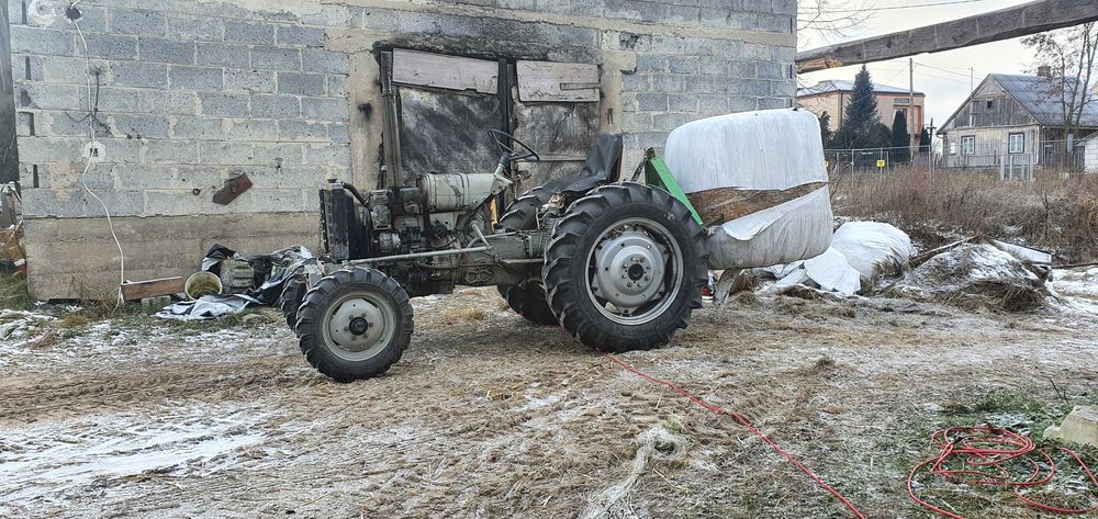 Skup ciągników rolniczych c330, c360, zetor ursus mf-255