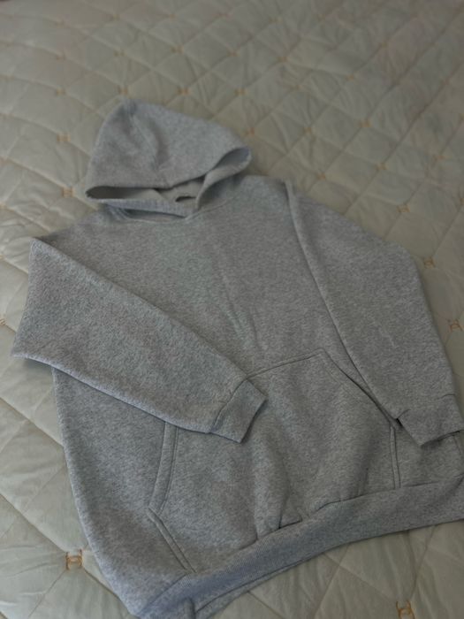 Худі 9/10 одягала лише 1 раз