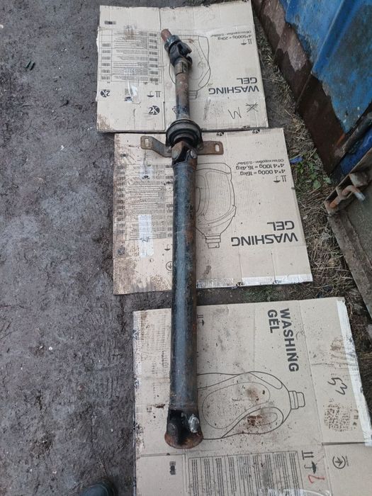 Продам фаркоп и другие запчасти .Цена 500 грн.