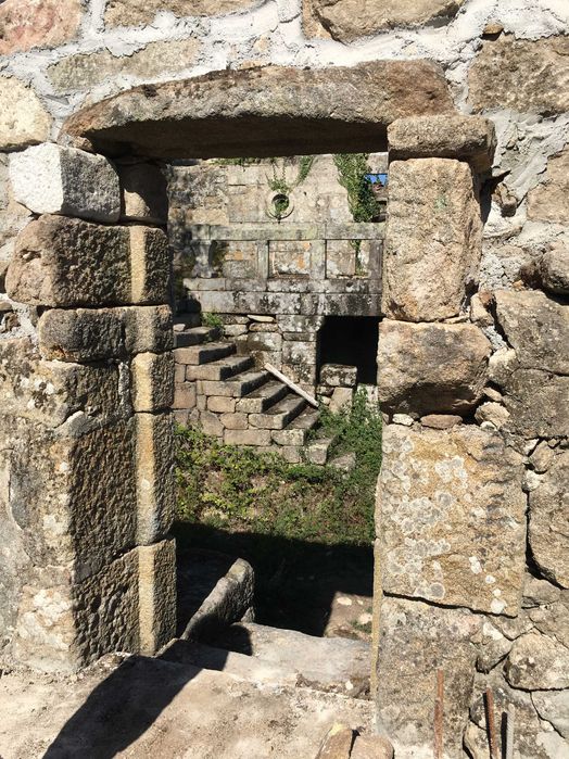 Quinta com 3 casas e vista de rio em Penafiel