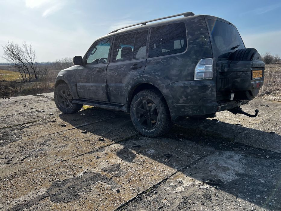 Mitsupishi Pajero Wagon 4