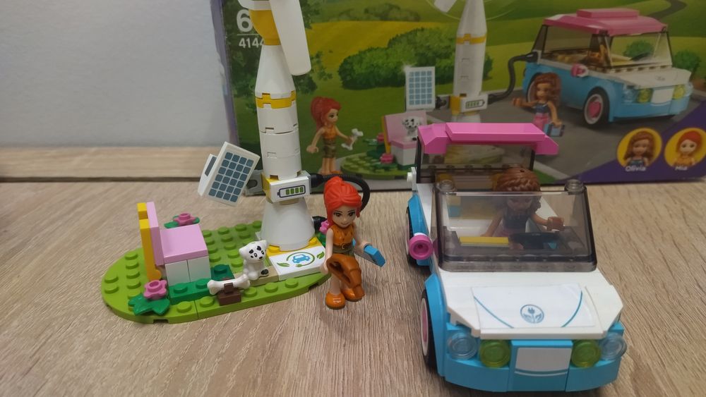 Конструктор LEGO Friends 41443 Электромобиль Оливии на 183 детали