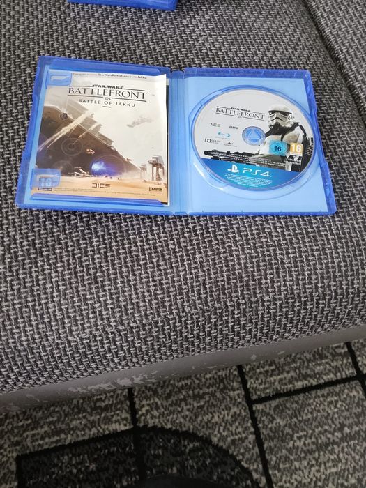 Sprzedam grę BATTLEFRONT PS4