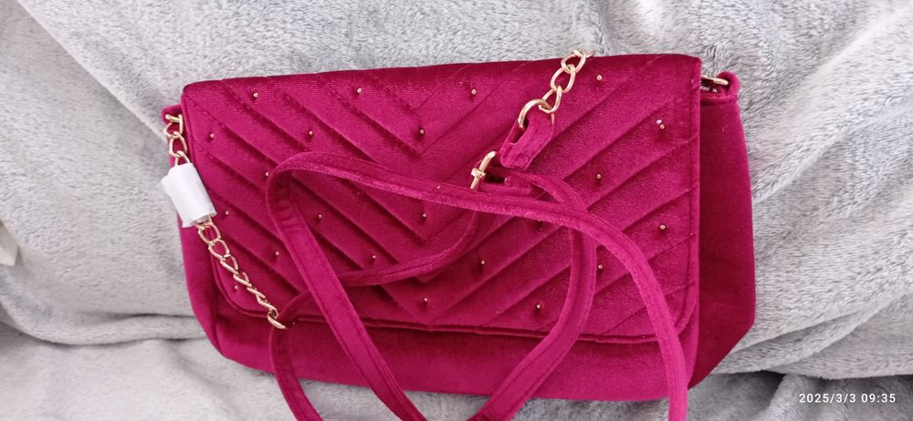 Nowa różowa welurowa torebeczka avon