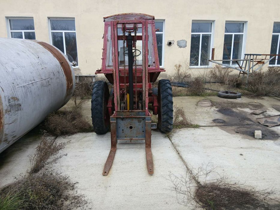 Продам трактор Т 25